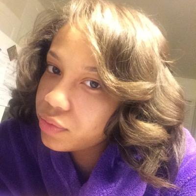 taysimoneee's profile picture. Hair page on Instagram @taysimonebeauty 💕