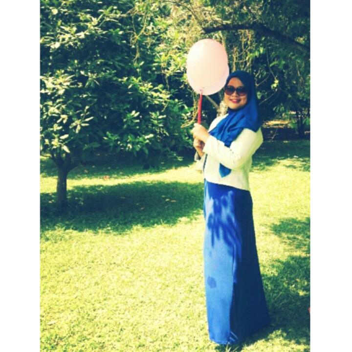 kikyindri's profile picture. I'm a chemical engineer