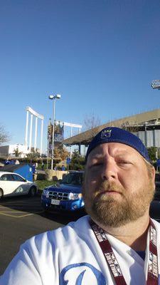 kingguttering's profile picture. 