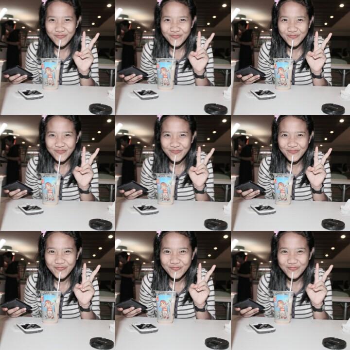 Adeliafrnsiska's profile picture. 