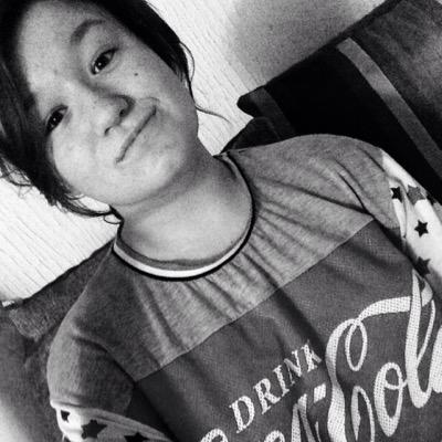 Follow me! I follow back 100%. Have A Good Day :)- My other --- @xSaffxx