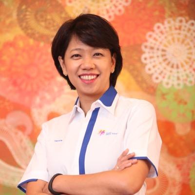 YYosetya's profile picture. penggagas layanan digital, kini merangkap sbg digital enabler