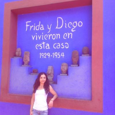 ErikaLutadora's profile picture. Contadora, peleadora de Artes Marciales Mixtas, instructora de fitness y traductora inglés, francés.