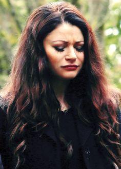 No One Decides My Fate But Me. I Am The Ex-Wife Of The Dark One. I Am Done With Him. He Betrayed Me And This Town. [[#OUAT|#ScarletBeauty]]
