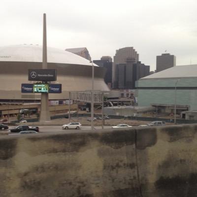 taleoftwocitiez's profile picture. view through the lens of a great city!