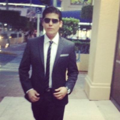 ERICKQ's profile picture. LMKT hay quienes se adaptan rapidamente a los cambios y otros que marcan tendencias, tú a quien correspondes? NeverGiveUp !!!