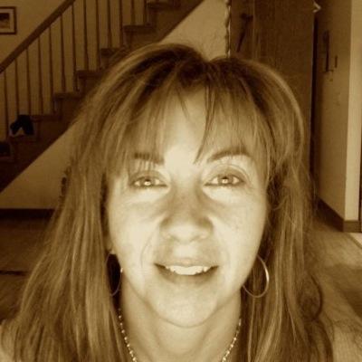 tdeg17's profile picture. Mom, teacher, weather enthusiast! Lover of learning. Make hay while the sun shines. #gosox #letsgobruins