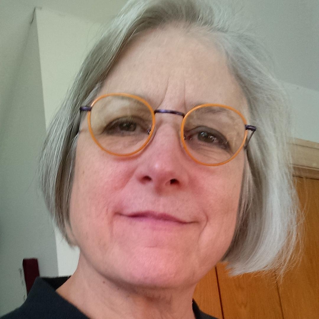 Art jeweler, teacher, writer, making her way through the world with surprises at every turn. Mom to 4 fabulous adults.