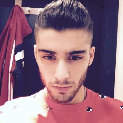 FOLLOW @5idiotsilovee BECAUSE I GAVE YOU THIS FREE FOLLOW