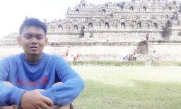 azbenn's profile picture. 