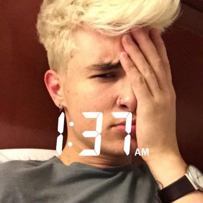 alelovesdogs1's profile picture. Please Follow my Main Account @lovingthejanoss I FOLLOW BACK!!