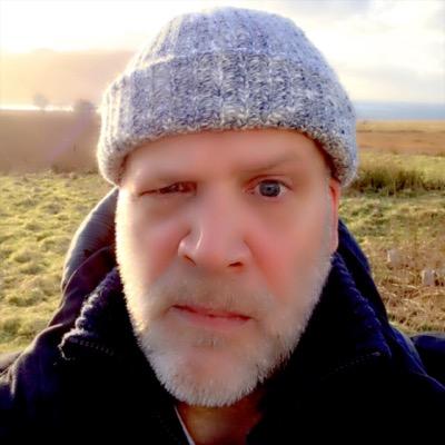 HalfTwee's profile picture. 