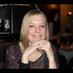 Laura Ward (@lauzward) Twitter profile photo