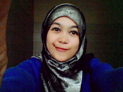 Bahagia itu sederhana, disayang  Allah , orang tua dan juga kamu :) | 070594 | @paparpel |