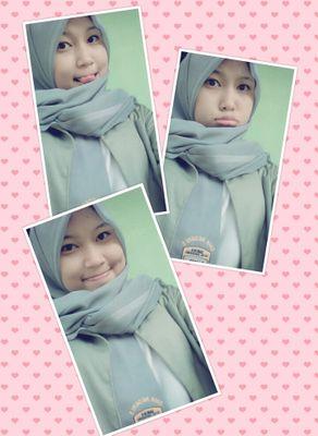 Bbm: 555e78bb line: @larassatin