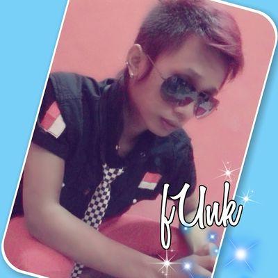 Lebih baik d cintai,dari pada mencintai.
