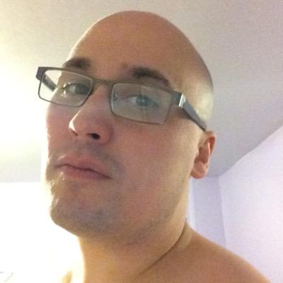 36 y/o (witty) Gamer Dad. Have a mind that frequents the gutter and has a bunch of unprotected sex with anything that moves down there . On PSN WowJunkee add me