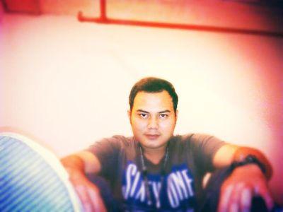 hdp sprti tasbih, brwal dn brkhir di titik yg sma, bkn tsbih jika hnya stu butir, dmikian pula bkan hidup jka ad satu rasa!