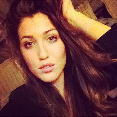 annaise_'s profile picture. la vita è un viaggio, chi viaggia vive due volte