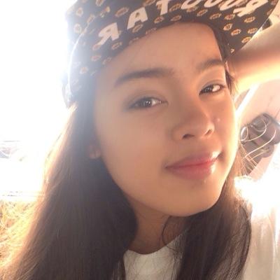 Hello!! I'm a full time university student in Thailand,Nice to meet u all :)    [life, gym, foods, dessert, travle, etc.] Thx for follow  สวัสดีค่ะ..... ^^