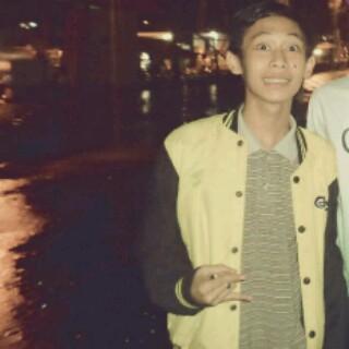 DriyanRian's profile picture. Semua ini bukan hanya tentang kita, tapi ini semua tentang perasaan,, so, mengerti dan pahami lah .