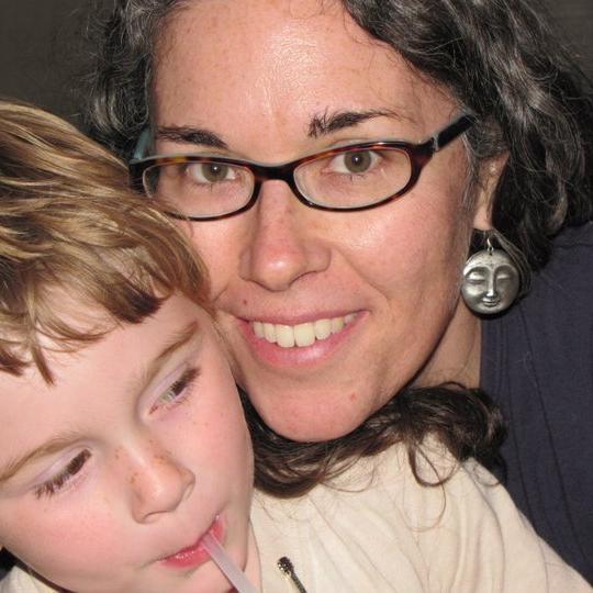 moonbowartworks's profile picture. 