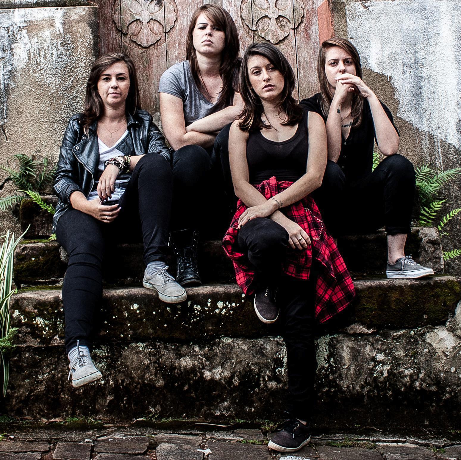 Twitter de divulgação  -  twitter oficial @bandahatchi
