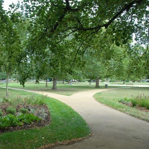 South Park Gardens is a much-loved and well-used park in Wimbledon. First opened in 1901, it was restored 2009 thanks to support fromn the Heritage Lottery Fund