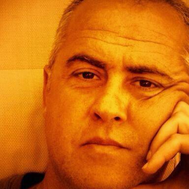 Veterano periodista y nuevo agricultor,  escribo en https://t.co/zO8vjuWXzO  a la espera de una oferta de La Razón o, en su defecto, de Libertad Digital