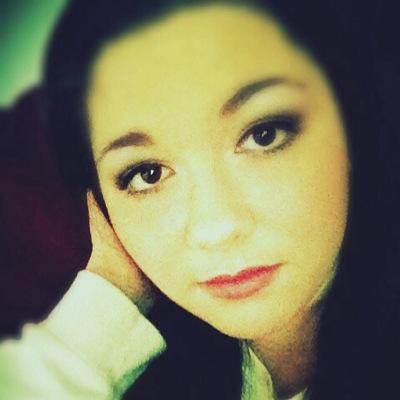 pinkangel2888's profile picture. haysi high school freshmen. varsity football cheerleader✨ haysi softball