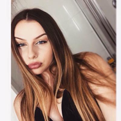 Light___Skin's profile picture. #20 / i say what's on my mind #NoFilter | @AliiBitch is actully the babe / kik : kmantea