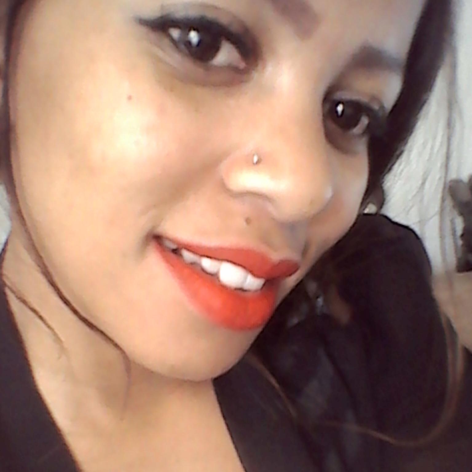 Artistic,spontaneous,hardworker - awesome mortal!!! In Arts and entertainment