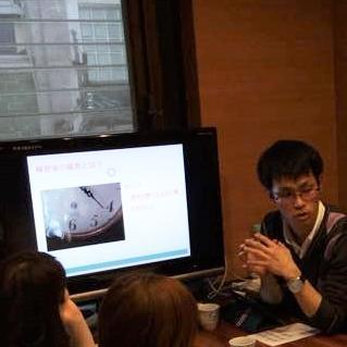 我々はアスリートやスポーツをしている学生に対して“自分で考えて選択する食生活”が実施できるように栄養サポートをしております。
我々と一緒に食事を見直し、身体作りやパフォーマンスUPをしていきませんか？