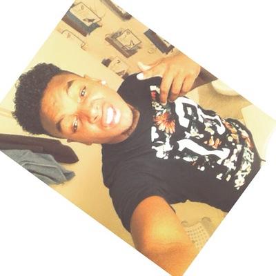 GETABUCKET__'s profile picture. SHUT UP & GET A BUCKET