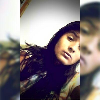 Amo skate *_*, gosto de rap,rock,pop, menos funk nada contra