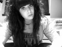 Debby_dzuc's profile picture. is SO COOL that he shot the Deputy after Bob Marley shot the Sheriff.