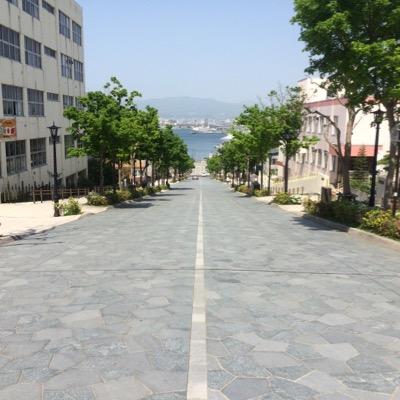 横浜在住 一人旅→目指せ47都道府県制覇 趣味→フラシム歴5年目(MSFS/P3D/xpl), 2023/5にNikon Z8, 2024/12にZ50ii購入。ほぼフラシムとたまに写真ツイートでお送りします。