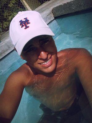 danguqui's profile picture. Pin 515571A8 mi whatsapp 3136502279