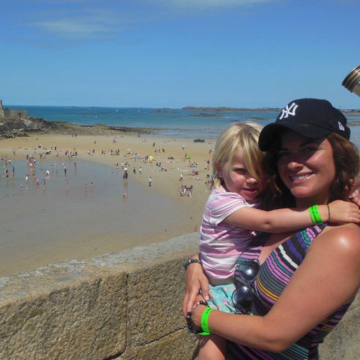 lauren_tropic's profile picture. 