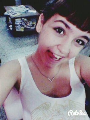 Con nadie me identifico por que lamentablemente no me gusta la gente.