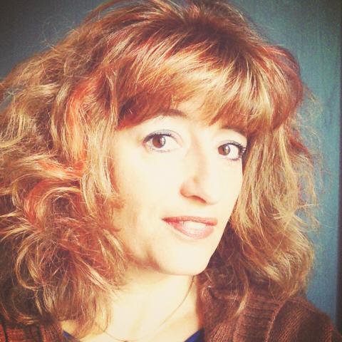 Amiénoise à Toulouse depuis 1990, assistante administrative à Externisa Services ma petite entreprise. Maman de 2 garçons de 11 et 6 ans, et oups fan de Madonna