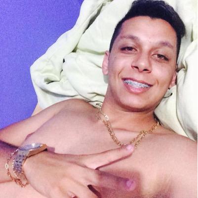 Sou fã das voltas que o mundo dá.