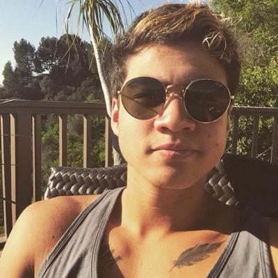 pls follow @suppluke :-)