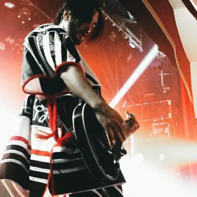 This is Tom, your favorite band member of Tokio Hotel.
