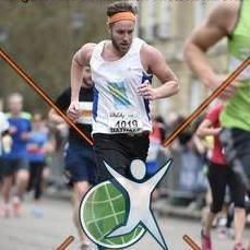 Health and Fitness blogger for http://t.co/v9Zrq2psfY Happy to help with questions etc.