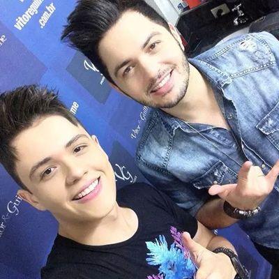 Fã clube oficial de Vitor & Guilherme ♥
!