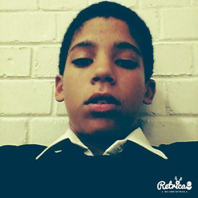 im 16 love my cricket and rugby and just livin life #YOLO