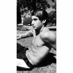 would mean a lot to me if you could rt,fav or mention jai in my drawing https://t.co/GceQHEC6TB thank you