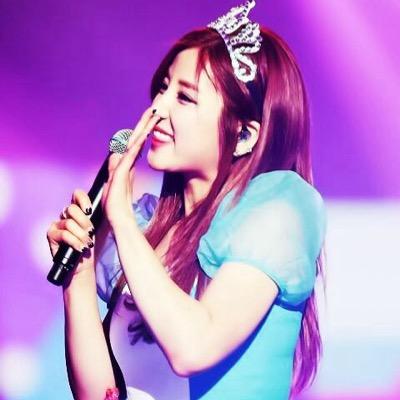 เจ้าหญิง @Apinkpcr | ยิ้มเข้าไว้ นั่นแหละคือสิ่งที่เจ้าหญิงต้องทำ - ซินเดอเรลล่า | ❤️