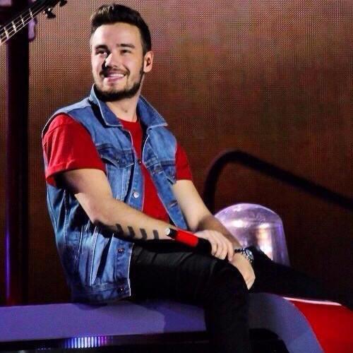 ♥ 5  boys, make me smile every day. ♥ ♥ 5 chicos me hacen sonreír cada día. ♥ Follow of liam on 04-10-14 [ Seguimiento de Liam el 04-10-14 ] ♥